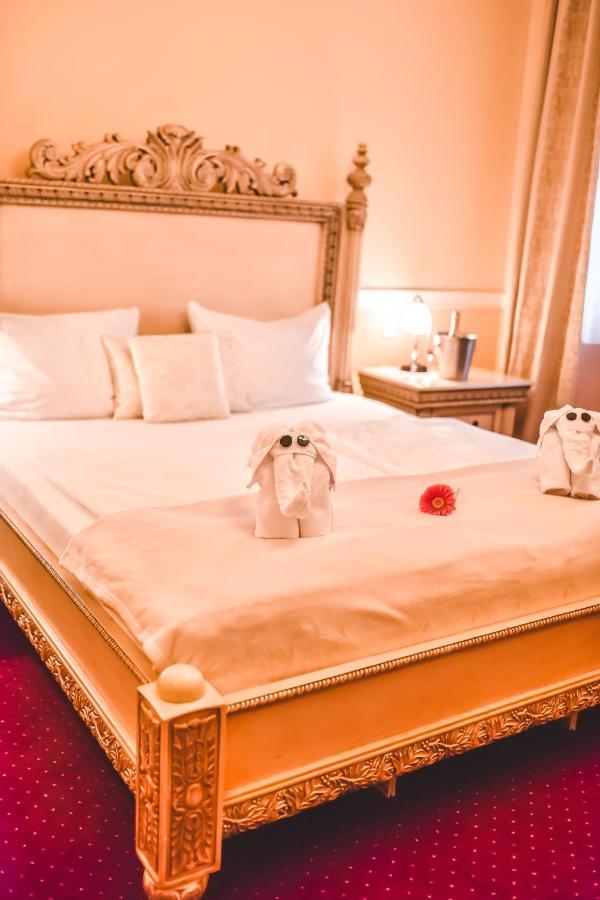 Zámek Kamenný Dvůr Hotel Kynsperk nad Ohri Exterior foto