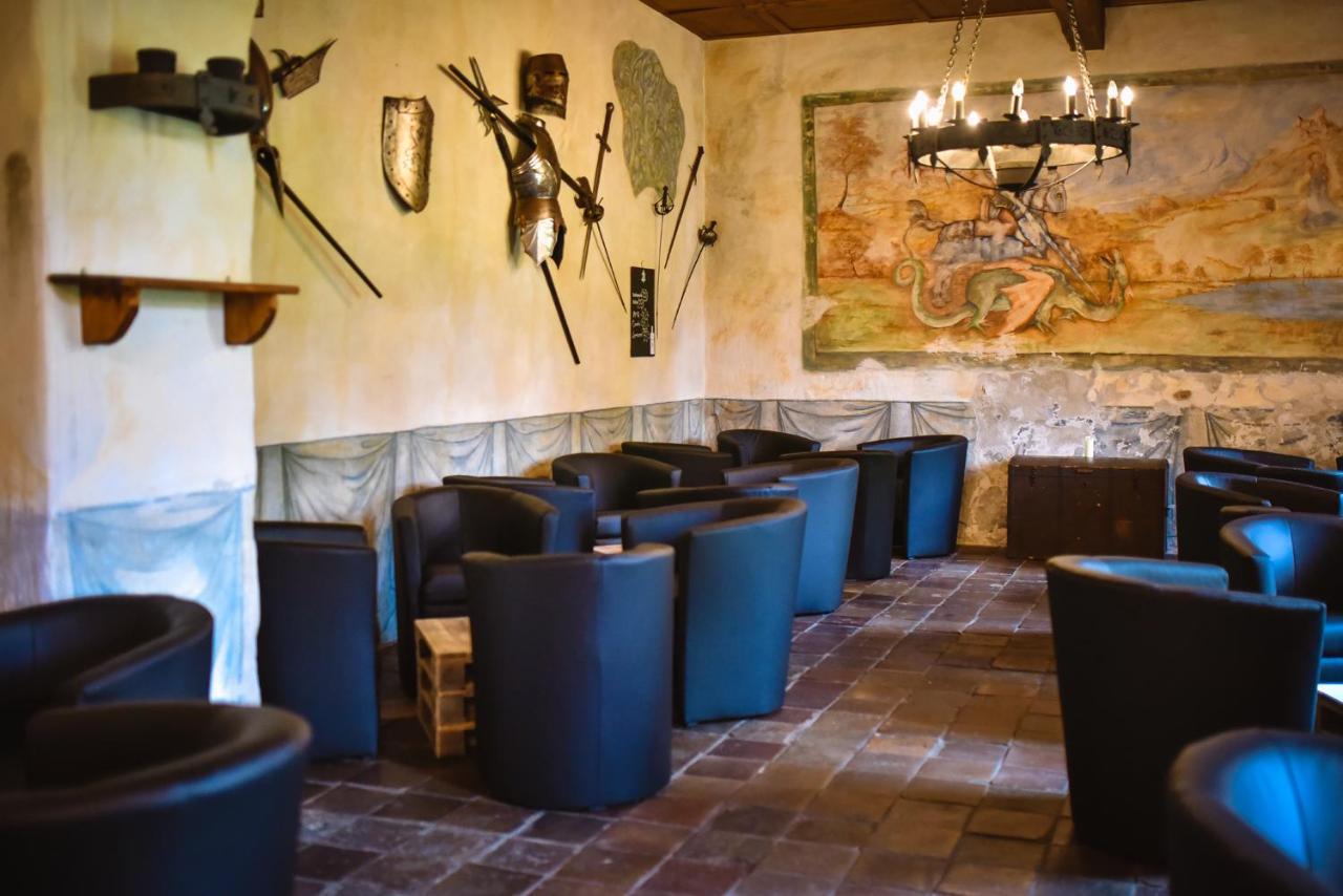 Zámek Kamenný Dvůr Hotel Kynsperk nad Ohri Exterior foto